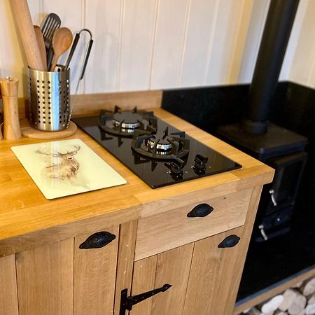 The Deer Hut Apartment Burpham Bagian luar foto