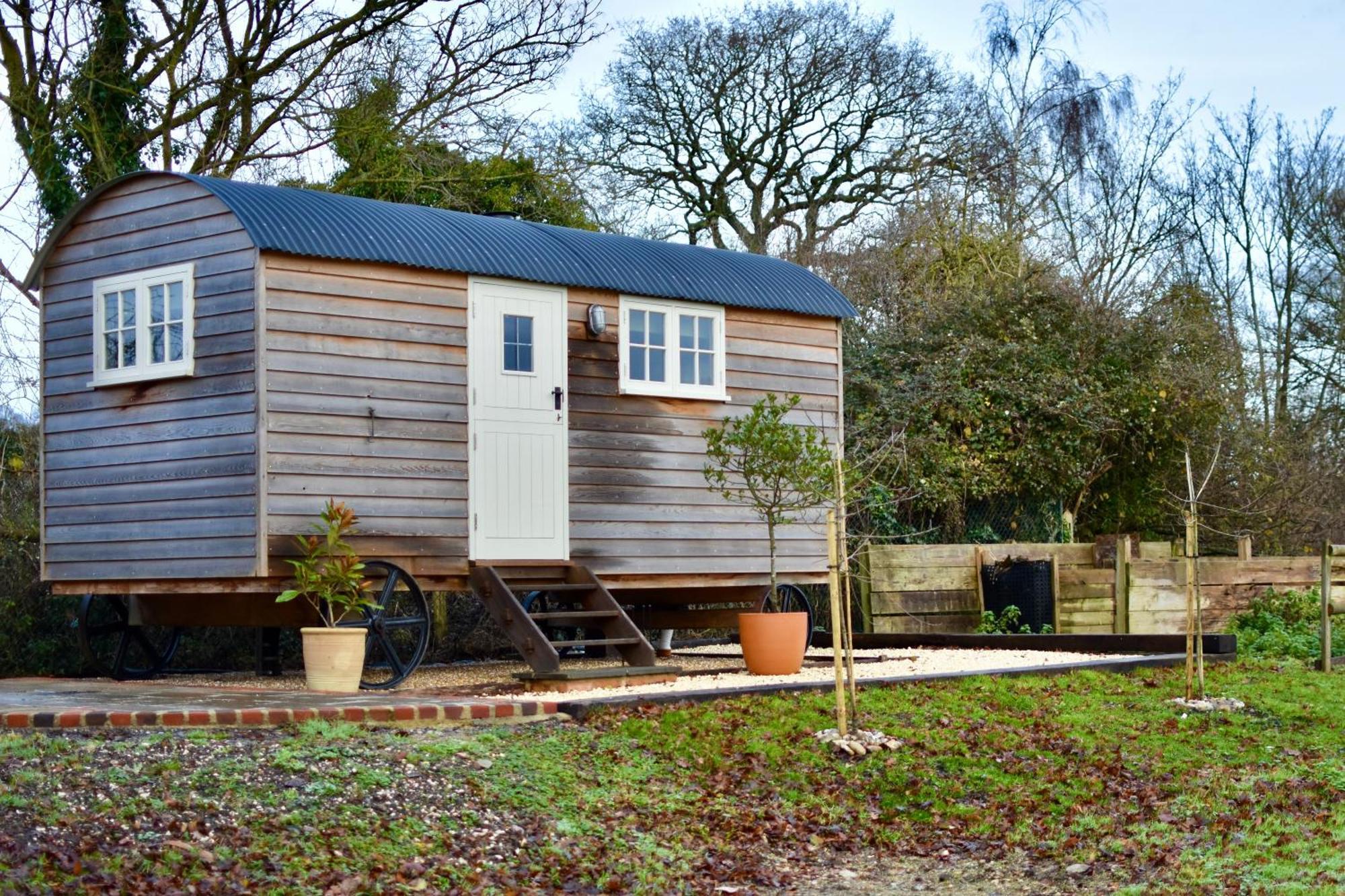 The Deer Hut Apartment Burpham Bagian luar foto